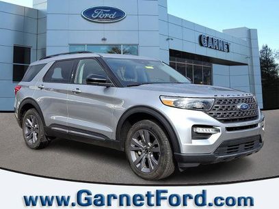 Certified 2022 Ford Explorer XLT w/ Equipment Group 202A