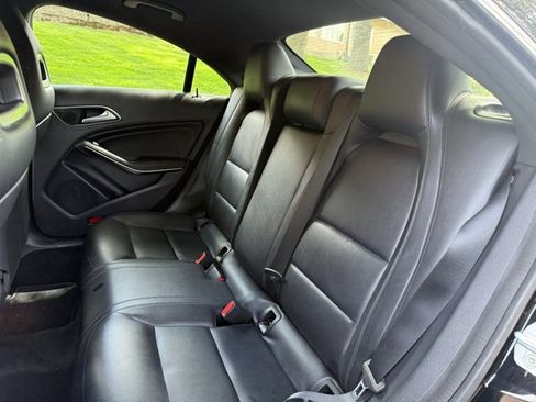 Used 2014 Mercedes-Benz CLA 250 4MATIC image 24