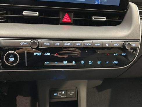New 2026 Hyundai Ioniq 5 SEL image 27