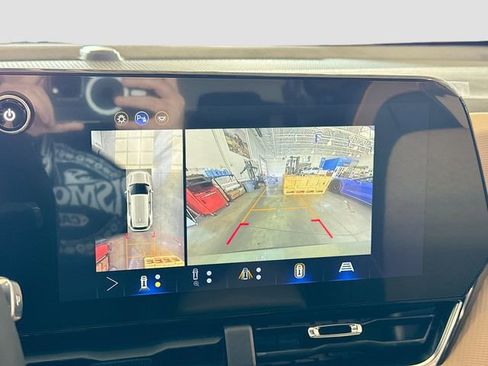 New 2026 Chevrolet Equinox ACTIV w/ Safety and Technology Package AWD/4WD image 15
