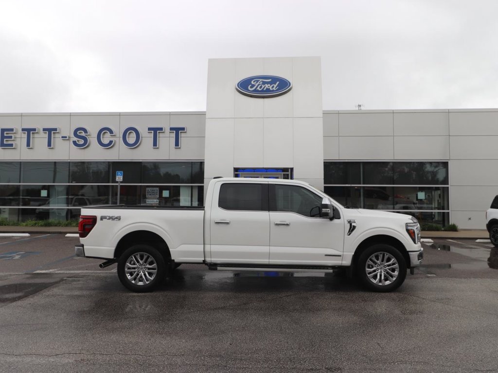 Used 2025 Ford F150 Lariat w/ Equipment Group 502A High AWD/4WD image 17