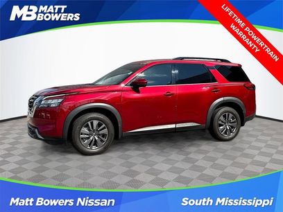 Certified 2024 Nissan Pathfinder SV w/ Lighting Package (N92)