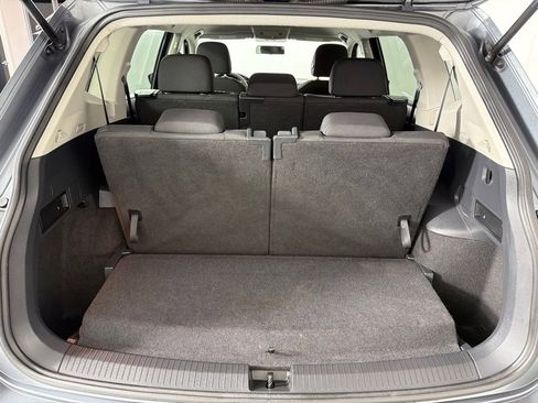 Used 2021 Volkswagen Tiguan S FWD image 22