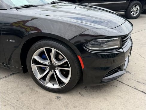 Used 2015 Dodge Charger R/T RWD image 7