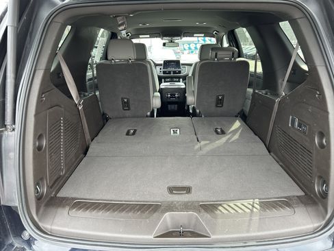 Used 2022 GMC Yukon SLT image 10