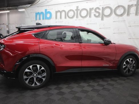 Used 2021 Ford Mustang Mach-E Premium image 7