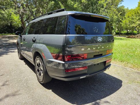 Used 2026 Hyundai Santa Fe SEL FWD image 7