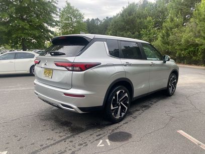 Used 2024 Mitsubishi Outlander SE