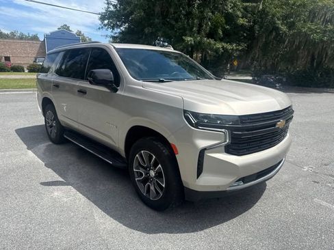 Used 2023 Chevrolet Tahoe LT w/ Luxury Package RWD image 5