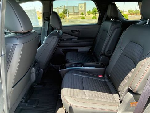 New 2026 Nissan Pathfinder Rock Creek w/ Rock Creek Premium Package AWD/4WD image 20