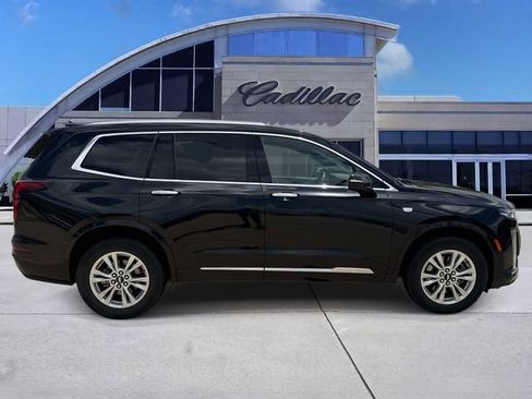 Used 2023 Cadillac XT6 Luxury FWD image 4