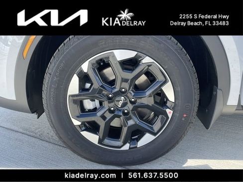New 2026 Kia Sorento S image 31
