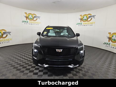 Certified 2024 Cadillac XT4 Sport AWD/4WD image 2