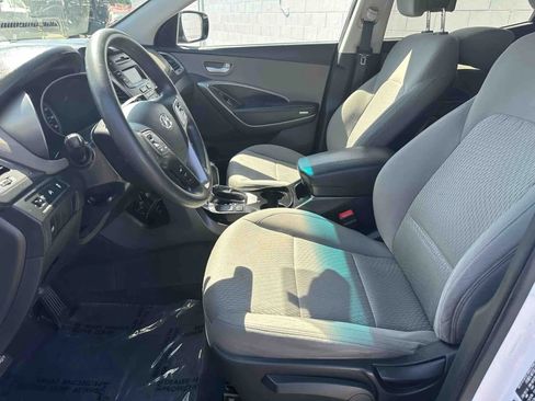 Used 2014 Hyundai Santa Fe Sport image 11
