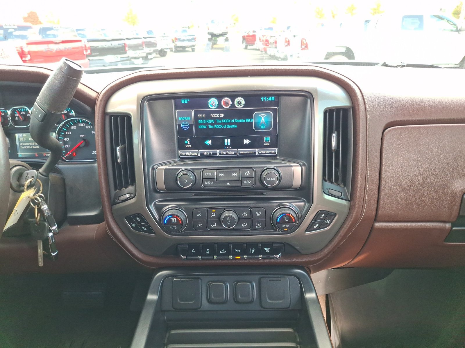 Used 2015 Chevrolet Silverado 3500 High Country AWD/4WD image 14