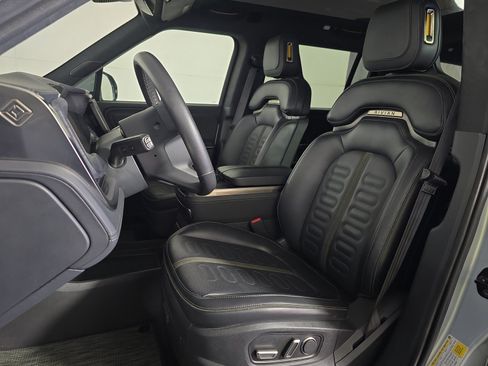 Used 2024 Rivian R1S Adventure AWD/4WD image 20
