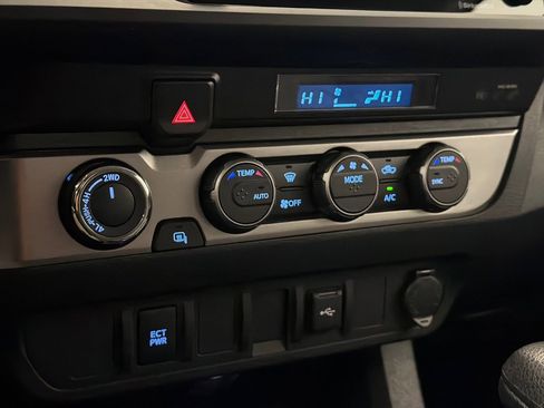 Used 2023 Toyota Tacoma SR image 26