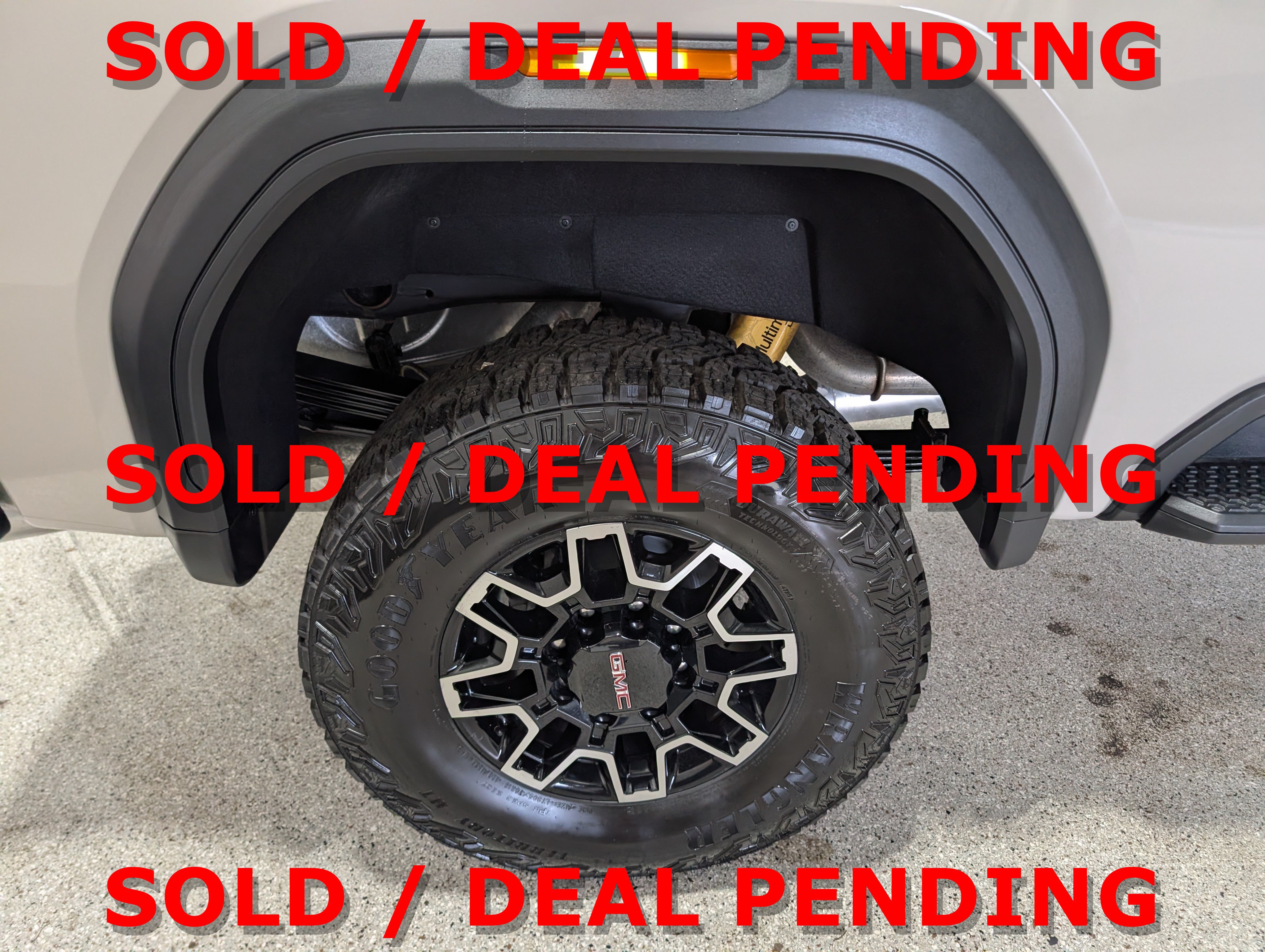 Used 2026 GMC Sierra 2500 AT4X AWD/4WD image 13