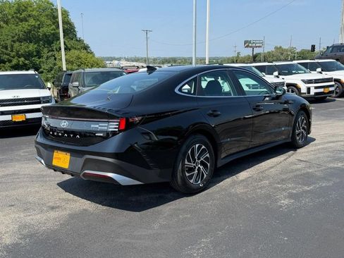 Used 2026 Hyundai Sonata Blue FWD image 3