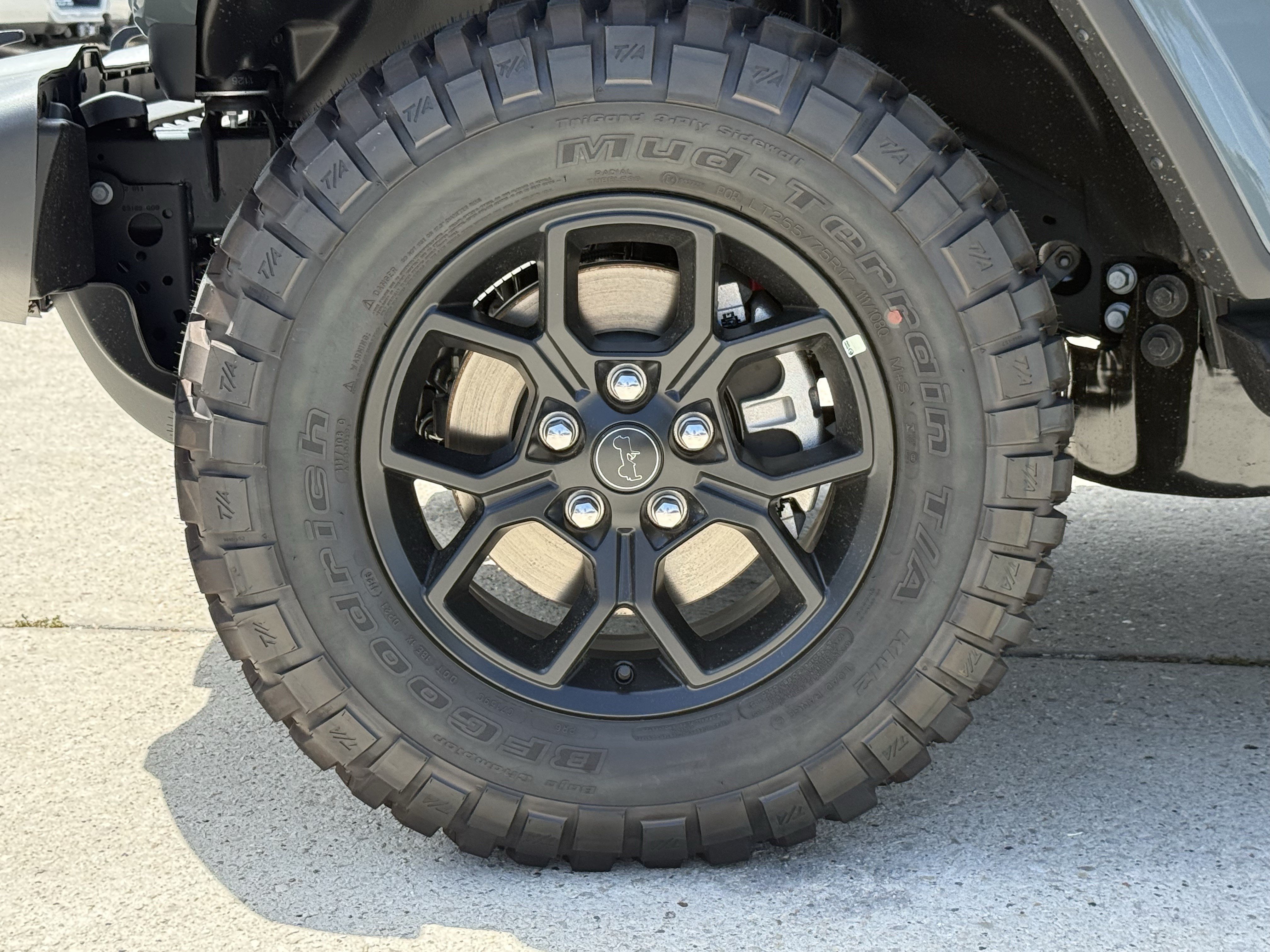 New 2026 Jeep Gladiator Mojave AWD/4WD image 9