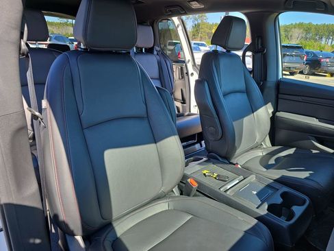 Used 2025 Honda Odyssey Sport-L image 13