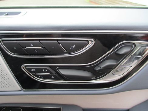Used 2018 Lincoln Navigator Black Label AWD/4WD image 39