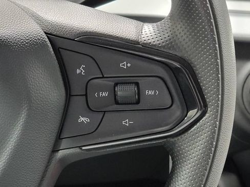 Used 2024 Chevrolet Trax LS w/ LS Convenience Package FWD image 27