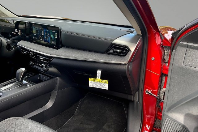 Used 2026 Nissan Kicks SV FWD image 24