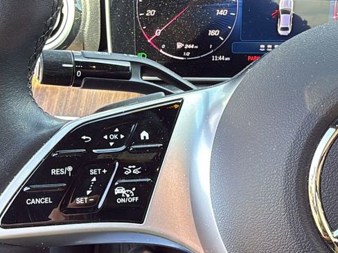 Used 2025 Mercedes-Benz C 300 Sedan image 26