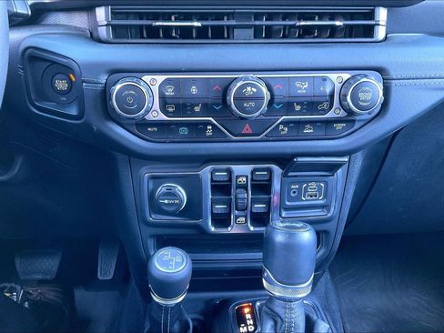 Used 2024 Jeep Wrangler Sahara w/ Technology Group image 20