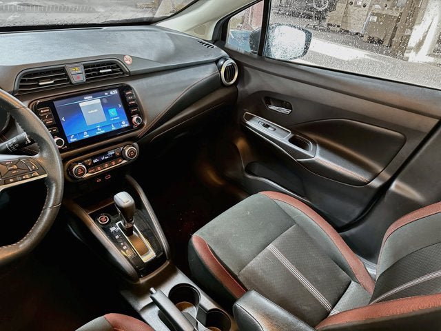Used 2025 Nissan Versa SR FWD image 19