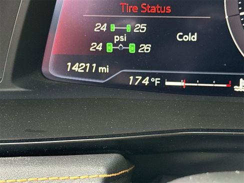 Used 2021 Chevrolet Corvette Stingray w/ Engine Appearance Package image 11