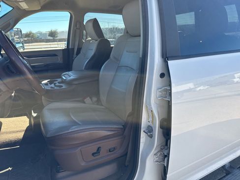 Used 2020 RAM 3500 Laramie image 11