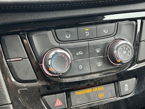 Used 2019 Buick Encore Preferred image 21