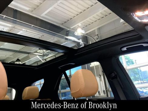 Used 2024 Mercedes-Benz GLE 580 4MATIC image 17
