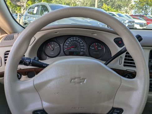 Used 2004 Chevrolet Impala w/ Preferred Equipment Group image 23