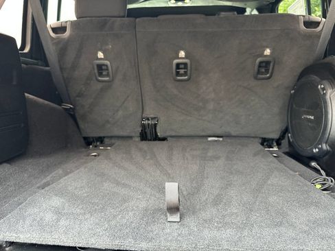 Used 2022 Jeep Wrangler Unlimited Sport AWD/4WD image 40