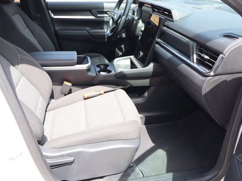 Used 2026 GMC Terrain Elevation FWD image 17