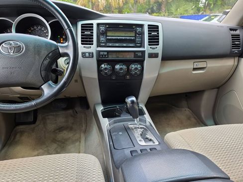 Used 2008 Toyota 4Runner SR5 RWD image 13