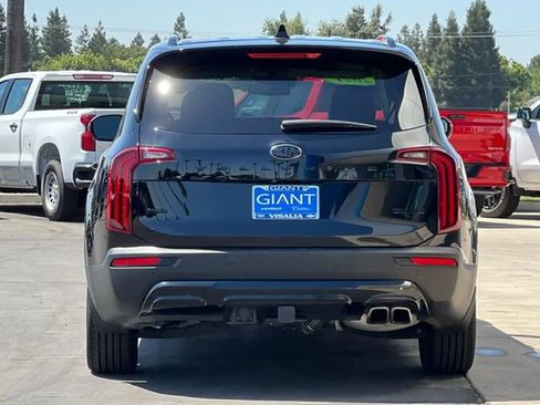 Used 2021 Kia Telluride EX w/ EX Premium Package AWD/4WD image 5