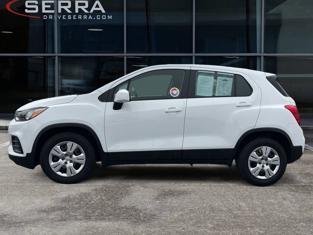 Used 2018 Chevrolet Trax LS FWD image 2