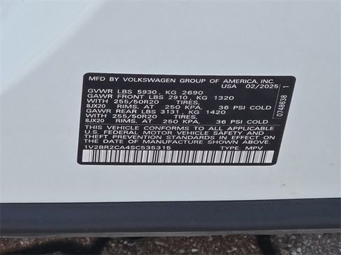 Certified 2025 Volkswagen Atlas SEL image 22