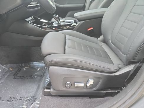 Used 2023 BMW X3 sDrive30i w/ Premium Package w/ZPA RWD image 27