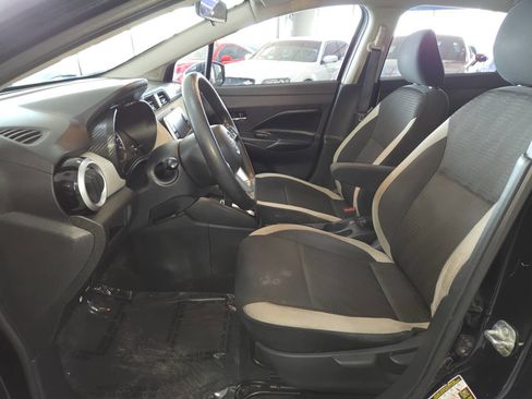 Used 2020 Nissan Versa SV FWD image 14