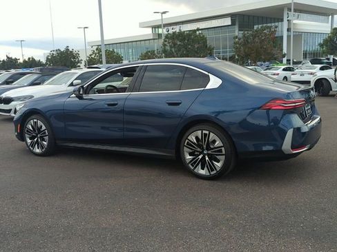 Used 2026 BMW 530i w/ Premium Package image 8