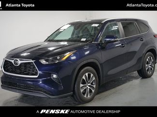 Certified 2023 Toyota Highlander XLE video 1