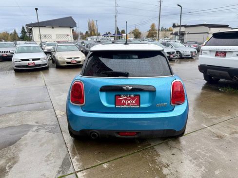 Used 2016 MINI Cooper 2-Door Hardtop image 6