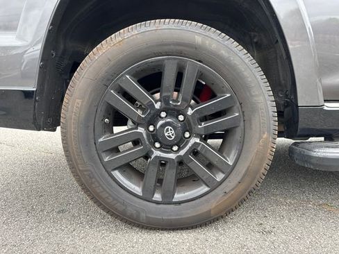 Used 2021 Toyota 4Runner Nightshade image 17