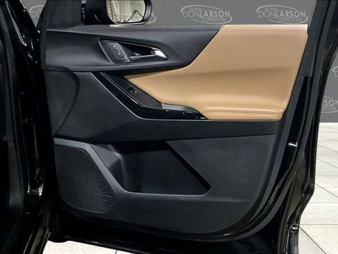 Used 2025 Chevrolet Equinox ACTIV image 12