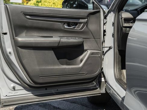 Used 2024 Honda CR-V Sport image 38